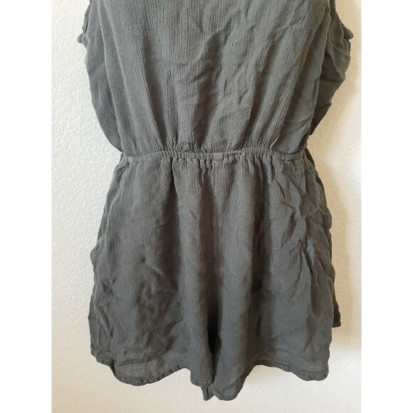 H&M Olive Green Square Neck Halter Sleeveless Open Back Women's Romper Size 6 - Picture 3 of 7